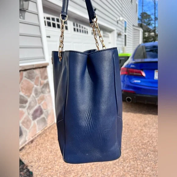 Tory Burch Tote - Picture 5 of 10